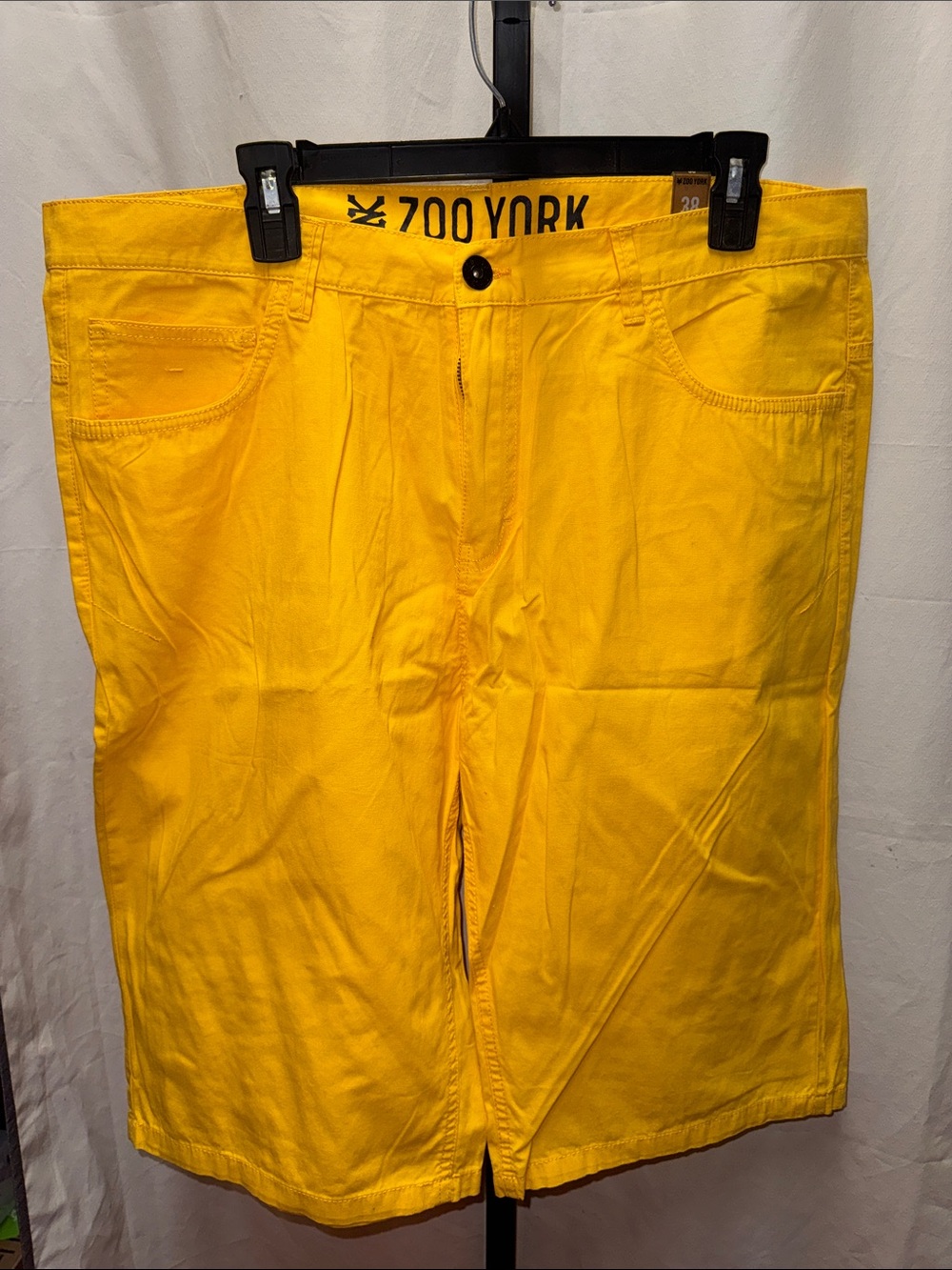 Zoo York Yellow Men's Casual light weight Shorts Size 38